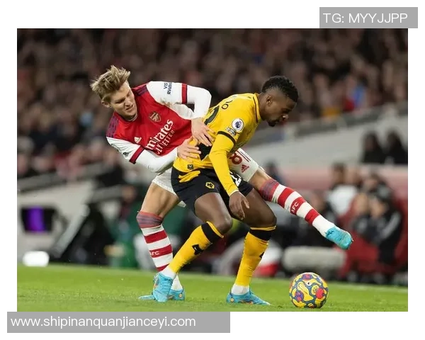 足球明星视频遭恶意侵犯引发公众关注与法律讨论